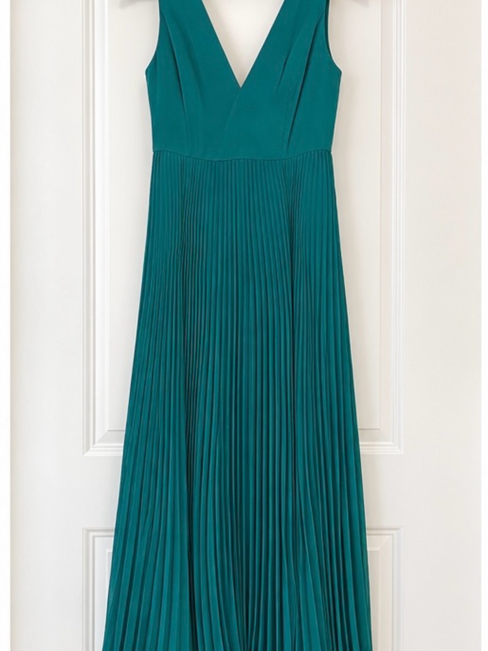 Alice + Olivia Teal Plunge V-Neck Pleated Maxi